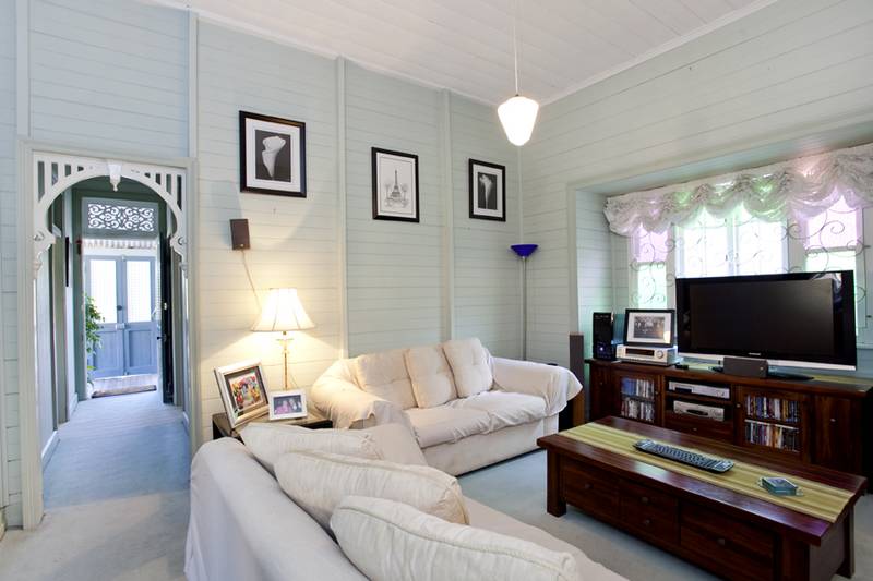 SOLD AT AUCTION Picture 2