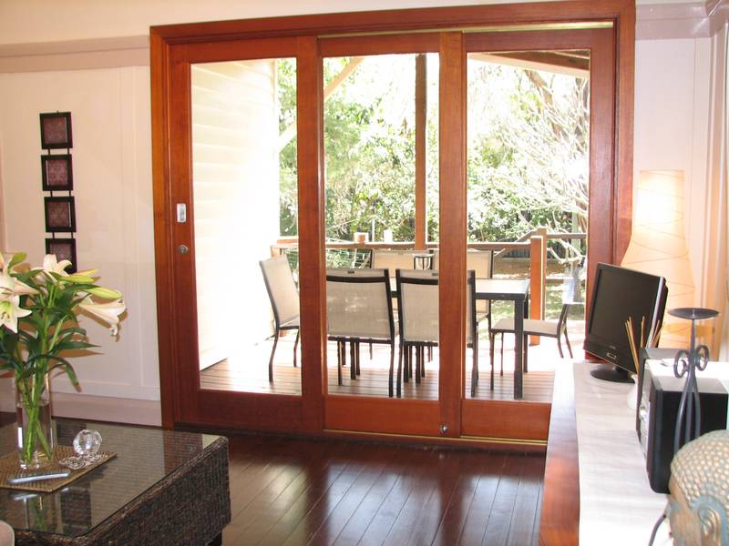 UNDER CONTRACT - Come Inside ~ this is just stunning!!! Picture 3