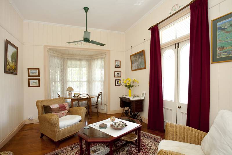 ** UNDER CONTRACT **- Traditional Colonial in "Churchie" Enclave Picture 3