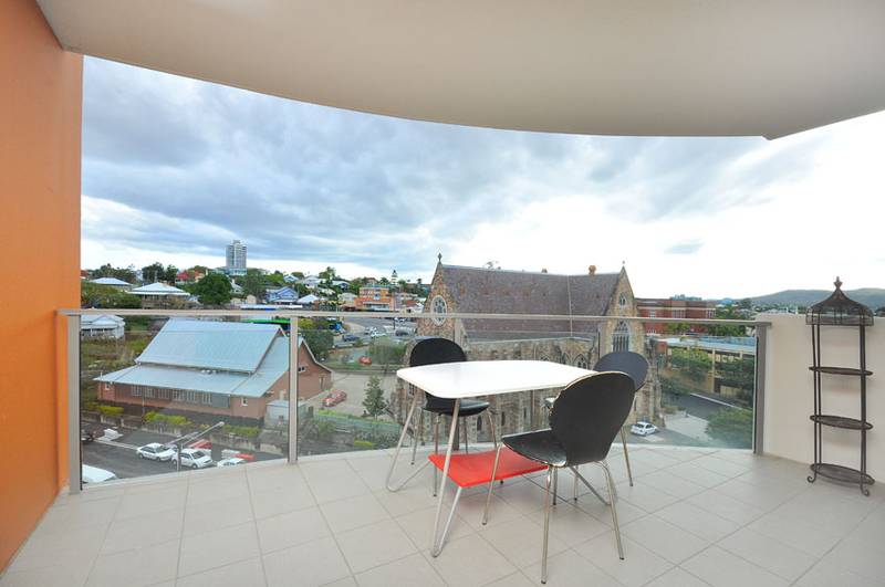 CLOSE TO ALMOST EVERYTHING. Picture 3