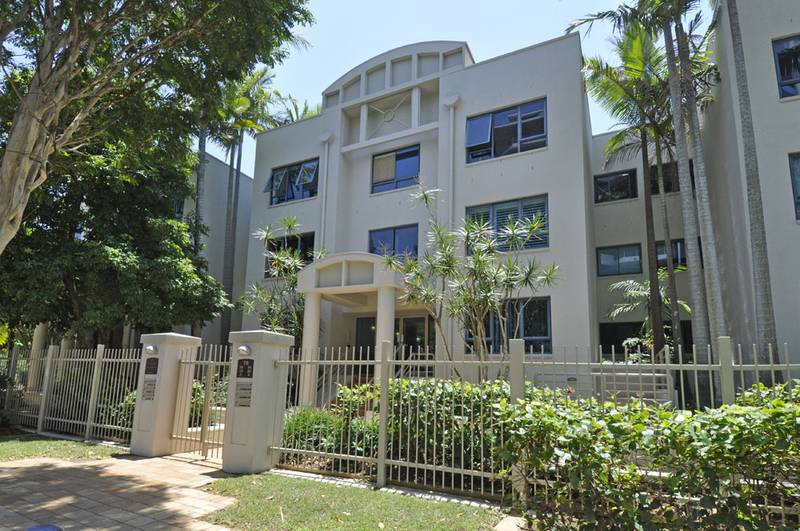 BREATHTAKING ST HELENA -
OPEN FOR INSPECTION SAT JAN 30th 12:30pm - 1:00pm Picture 3