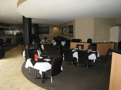 EASY LIVING - ALL UTILITIES INCLUDED IN RENT Picture