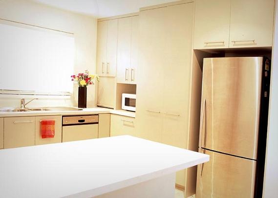 BEAUTIFUL HOME IN YERONGA Picture 2