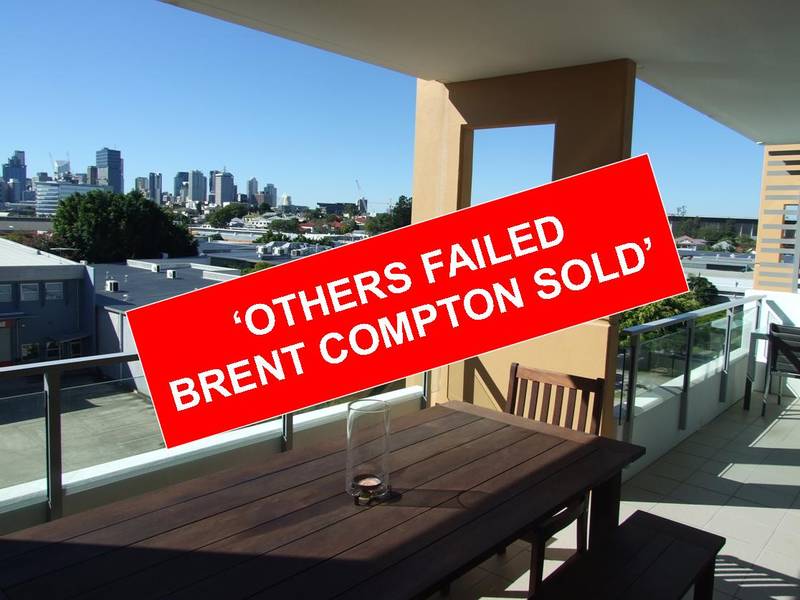 SOLD - AGENT BRENT COMPTON! CHEAP 2BED, 2 BATH, 2CAR OWNER PREPARED FOR LOSS!!! Picture