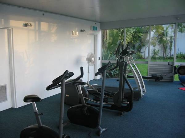 Mirage Apartment Picture 3