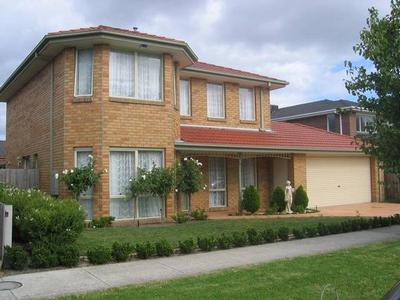 6 MONTH LEASE ONLY!!! Beautifully Presented Picture