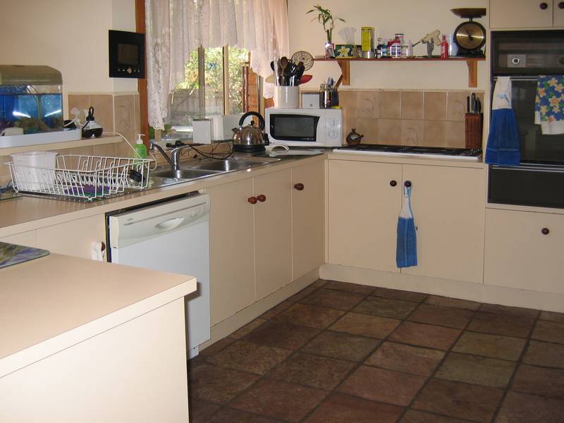 LOCATION & LARGE BLOCK Picture 3