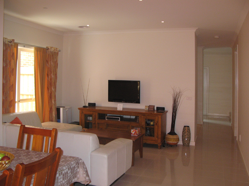 Almost New Townhouse Picture 3