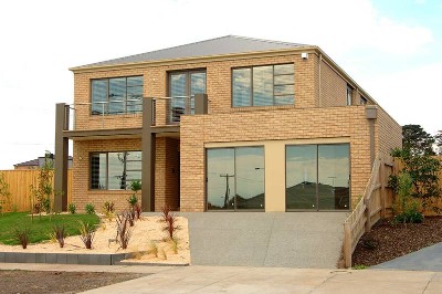 The Moona - ONE LOOK IS ALL YOU WILL NEED Picture