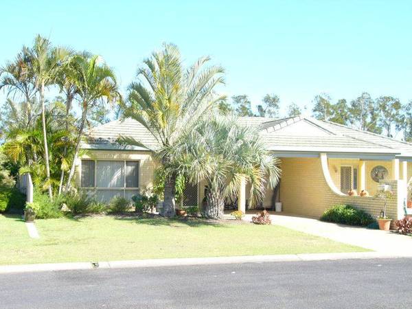 EASY TO LIVE IN - EASY TO LET OUT Picture 1