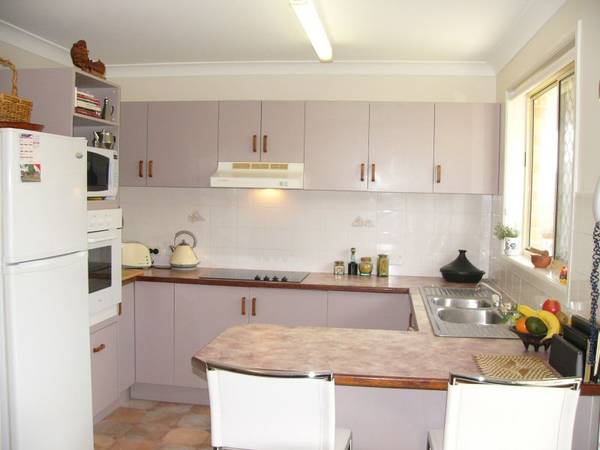 NOTHING TO DO, SIMPLY MOVE IN Picture 3