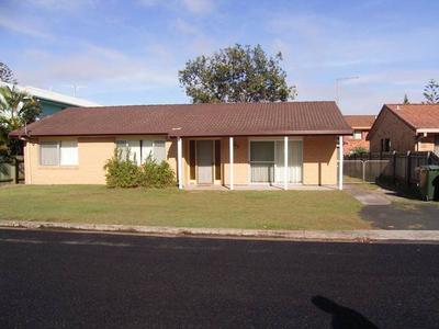 17 Harwood Street, Yamba Picture 17 Harwood Street, Yamba Picture