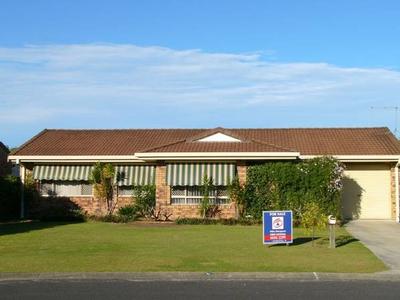 MISS THIS AND THAT'S IT Picture