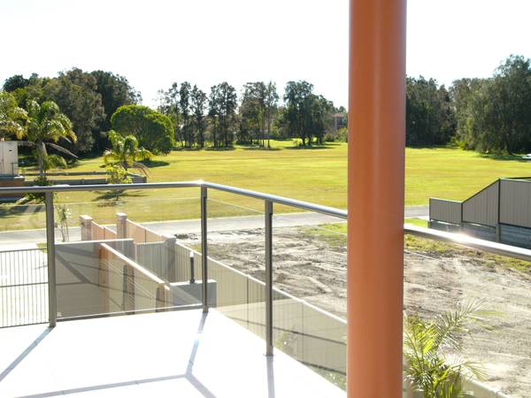 NORTH EAST ASPECT WITH PARK VIEWS Picture 1