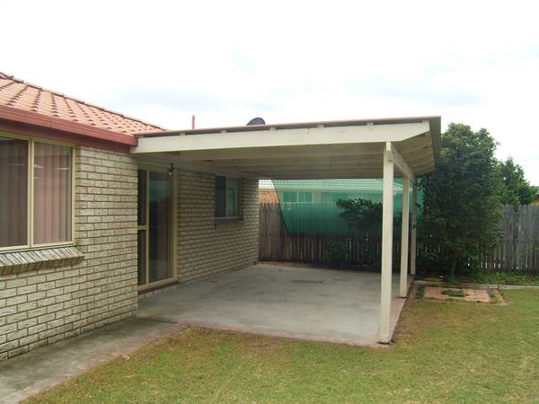 7 PLOVER CLOSE, YAMBA Picture 3