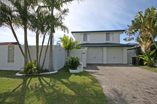 COOINDAH ON THE WATER Picture 1