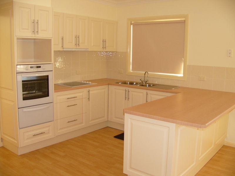 COMFORTABLE AND SECURE LIVING WITH LOWER ENERGY COSTS Picture 3