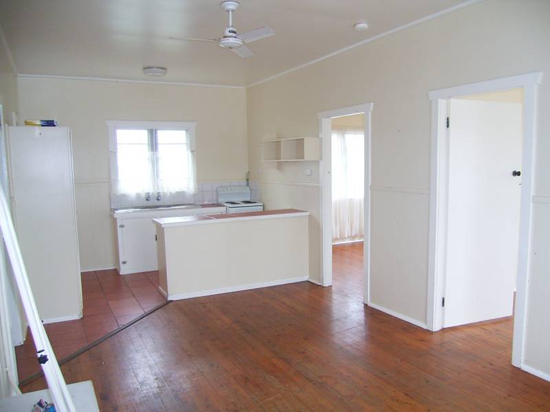 "THE SAILS " 4/39 CLARENCE STREET, YAMBA Picture "THE SAILS " 4/39 CLARENCE STREET, YAMBA Picture