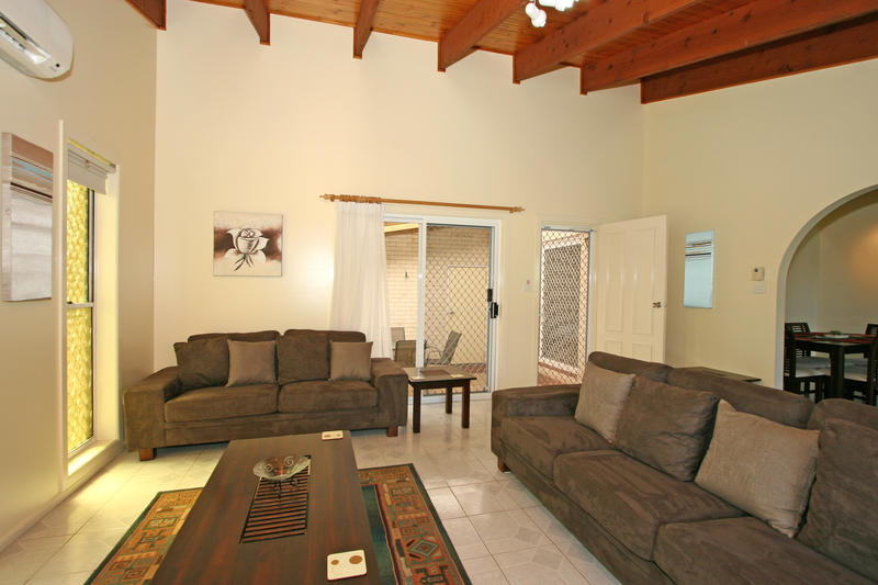 BEACH LANE Picture 2