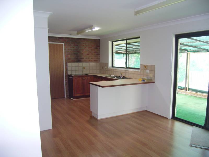 8 TOONA PLACE, YAMBA Picture 2
