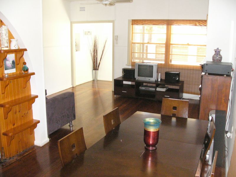 ULTIMATE YAMBA BEACH HOUSE Picture 3