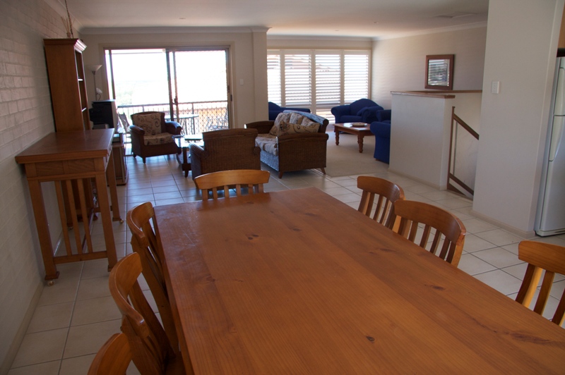 ULTIMATE LIFESTYLE, PLUS VIEWS, VIEWS & MORE VIEWS Picture 2