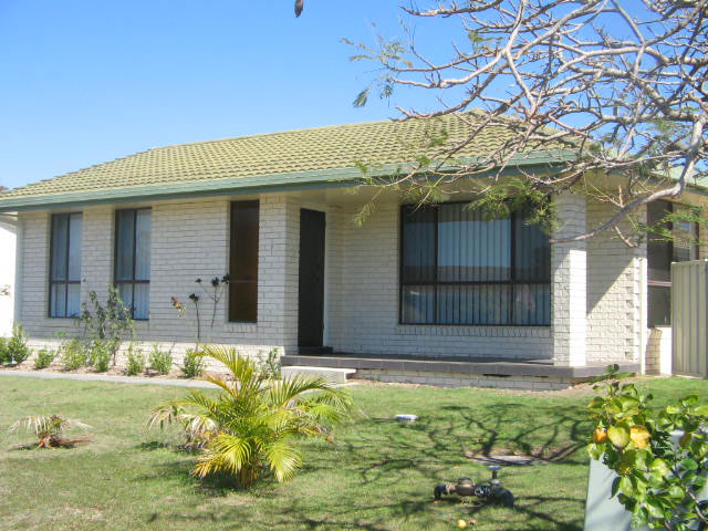 7/1 OSPREY DRIVE, YAMBA Picture 1