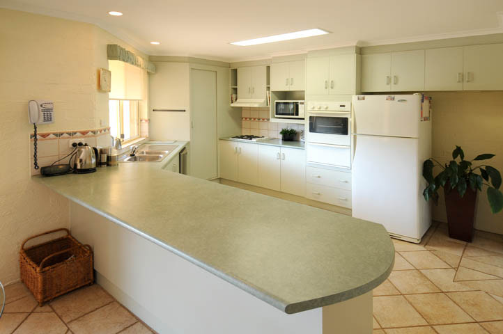 28 ADMIRALTY COURT, YAMBA Picture 2