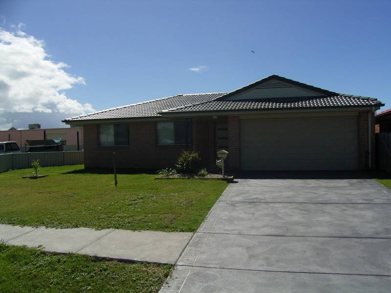 69 Park Avenue, Yamba Picture 1