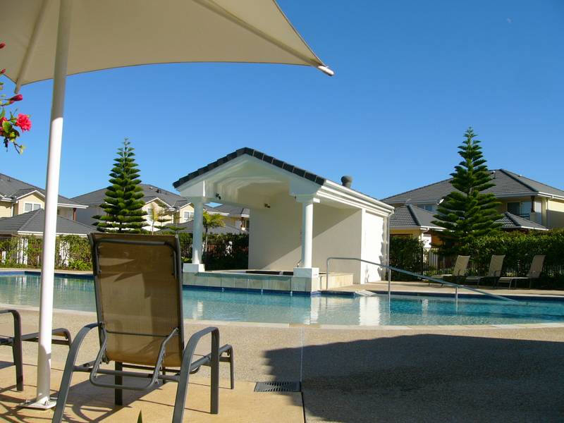 THE SANDS 63 Picture 2