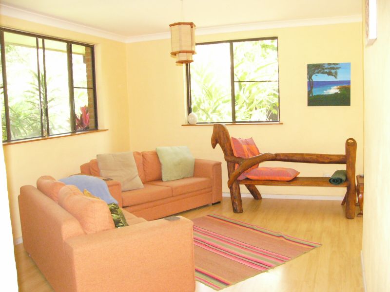 IT'S BRICK & TILE IT'S AFFORDABLE AND IT'S IN WOOLOWEYAH Picture 1