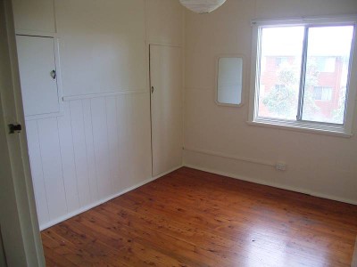 THE SAILS UNIT 5 Picture