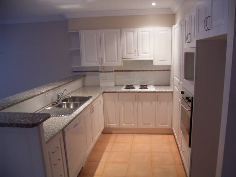 'BREAKERS' Picture 3