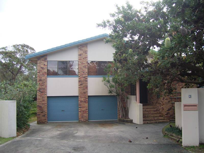 RENT REDUCED!!! Now $325 per week Picture 1