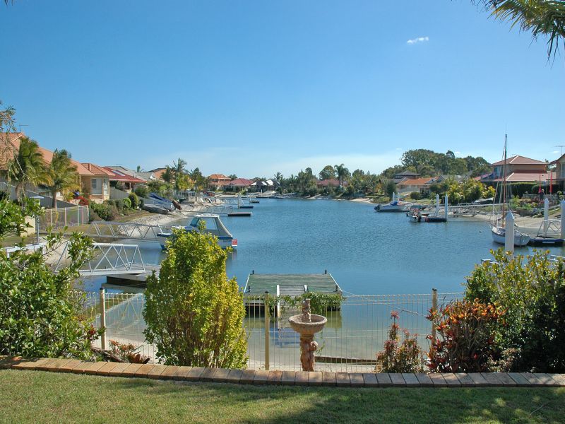 RIGHT ON THE WATER, RIGHT ON THE MONEY Picture 1