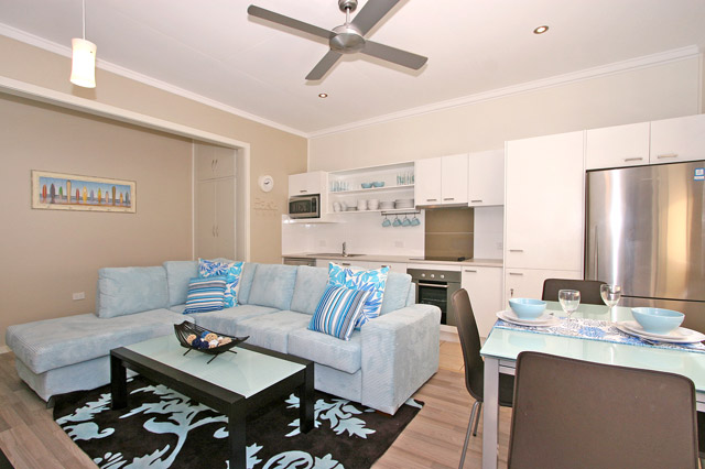 YAMBA DAZE - SUNSET Picture 1