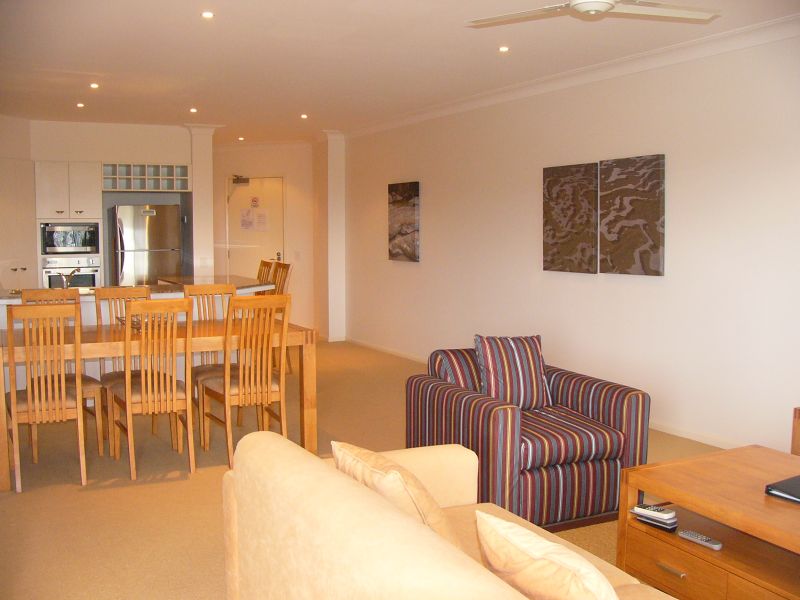 ENORMOUS POTENTIAL FOR SAVVY INVESTORS Picture 3