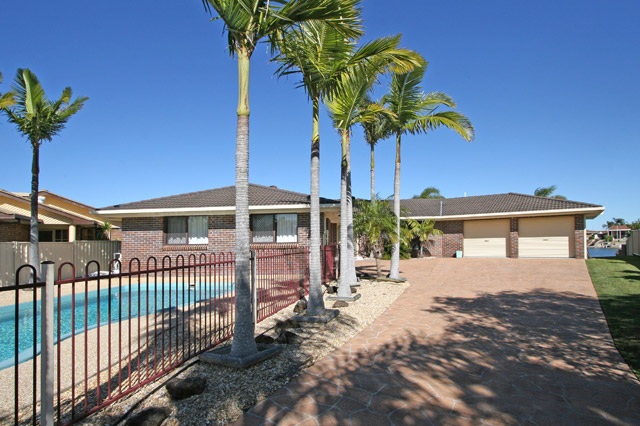 CRYSTAL POINT Picture 1