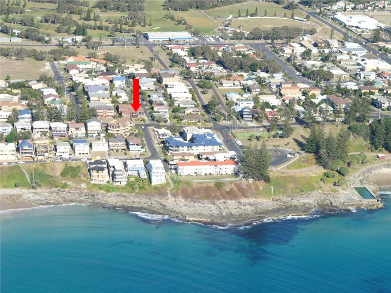 DONCASTER 3 Picture 2