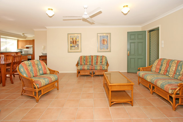 LEXINGTON COURT 4 Picture 2