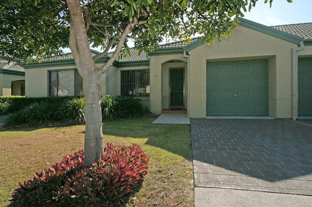 LEXINGTON COURT 4 Picture 1