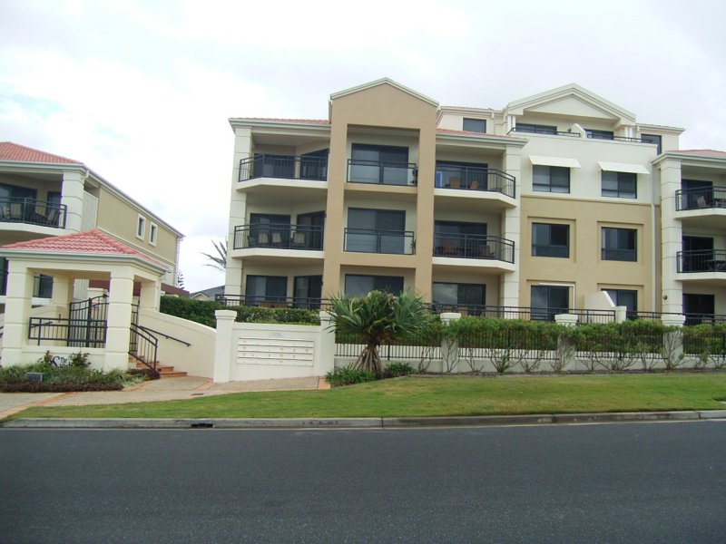 THE SANDS 16 Picture 1