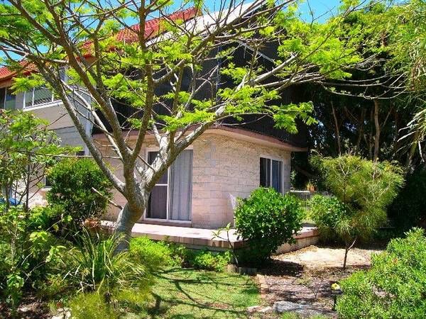 THE TIDES 2 Picture 1