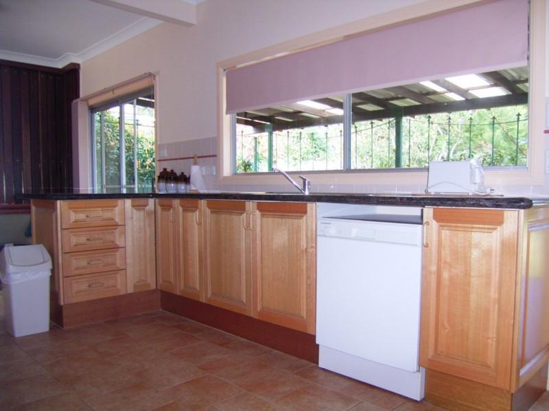 THREE LAKE STREET Picture 3