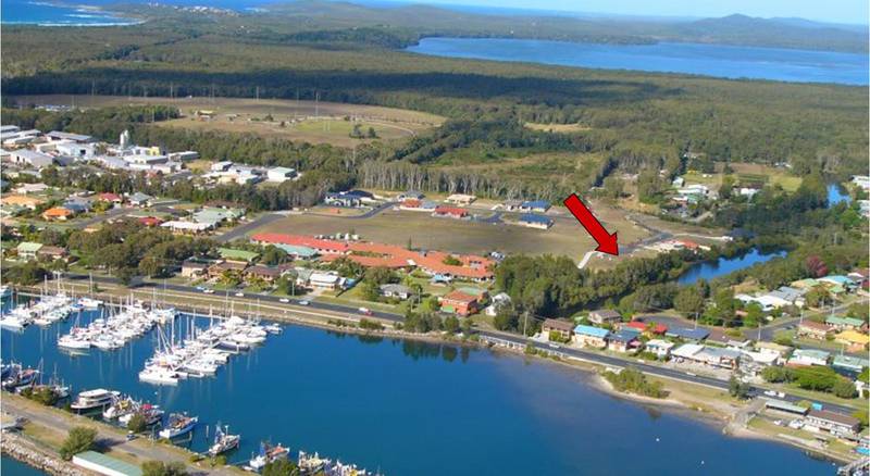 HARBOURSIDE ESTATE Picture 1