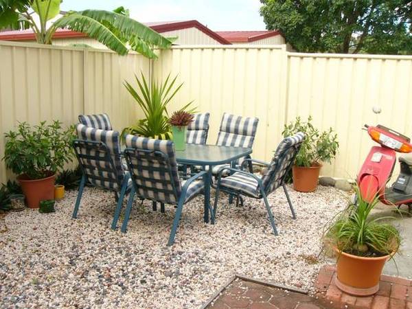 VERY AFFORDABLE & VERY CONVENIENT Picture 3