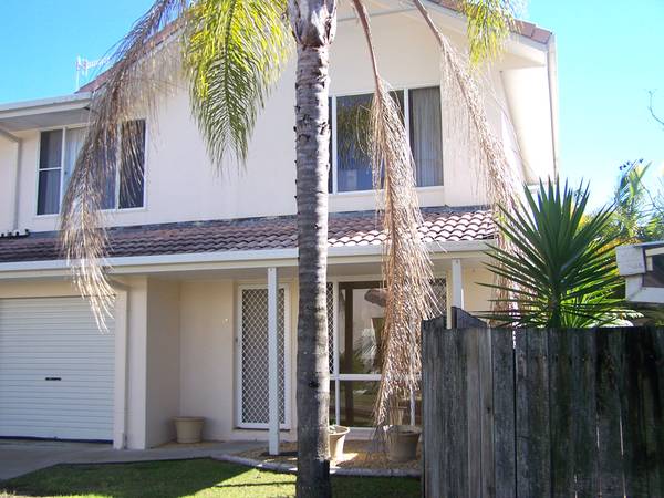 Renovate and Profit!! Picture 3