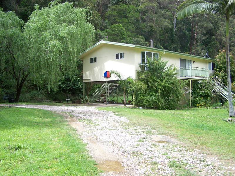 "Shalford Reach" Picture 1