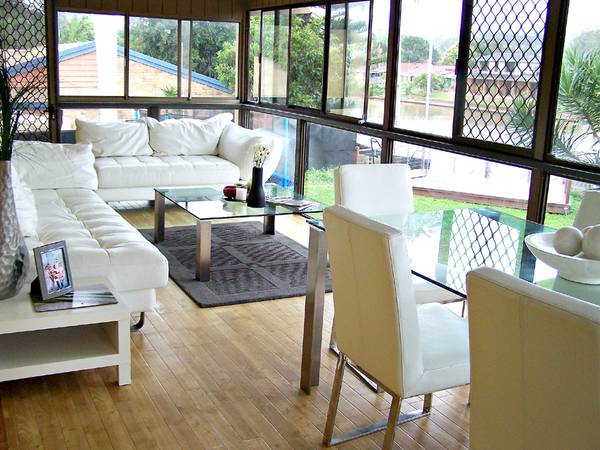 Trendy Beach House with Ocean Access! Picture Trendy Beach House with Ocean Access! Picture