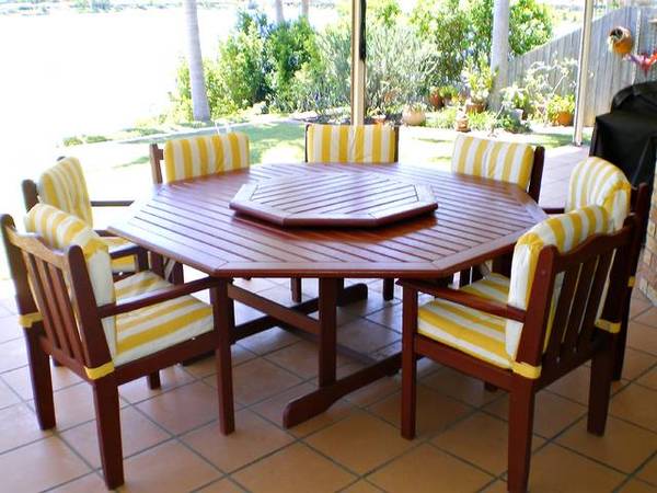 Magnificent Northfacing Location!! Picture